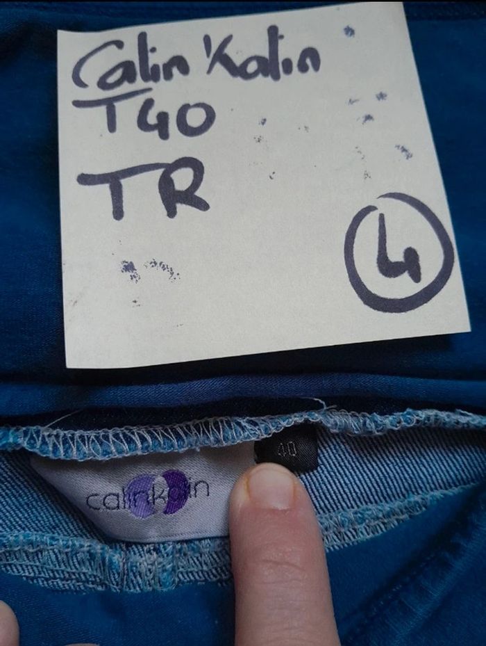 Jupe grossesse en jeans - photo numéro 3