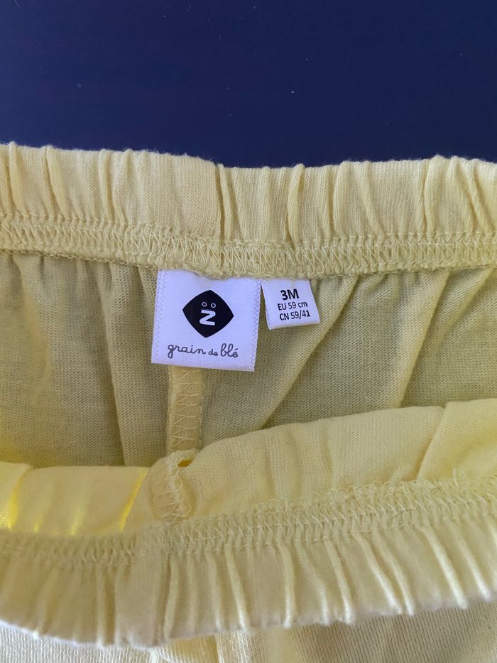 Pantalons taille 3 mois - photo numéro 3