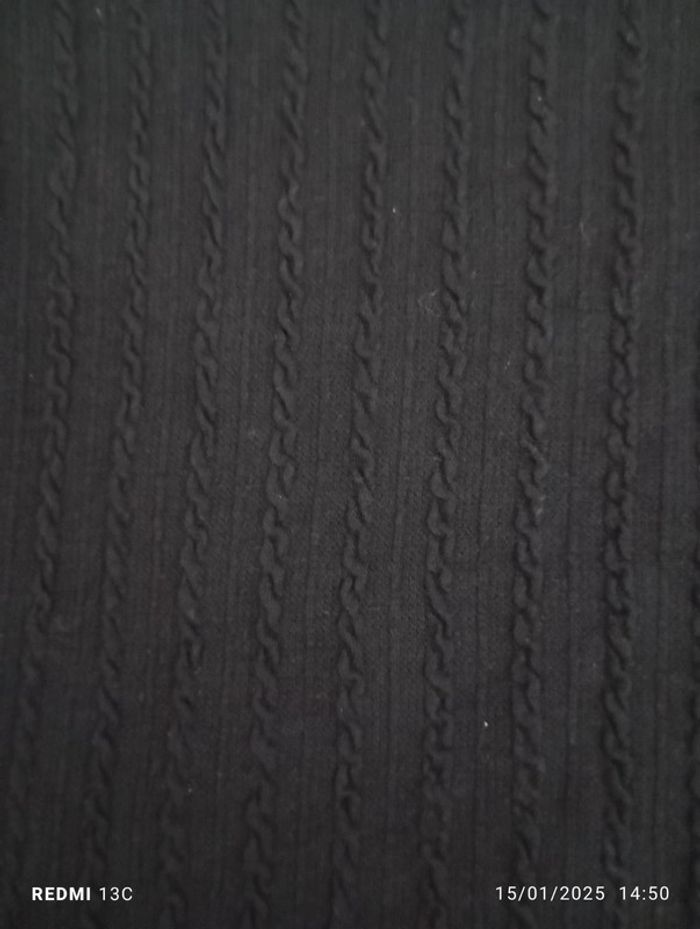 Haut noir - photo numéro 2