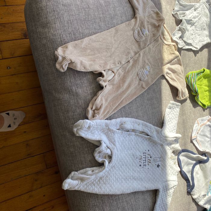 Bodies et pyjamas 3 mois - photo numéro 3