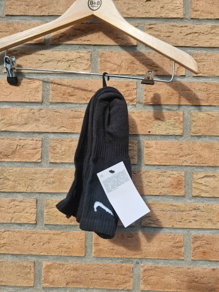 Chaussettes de training noires • Nike