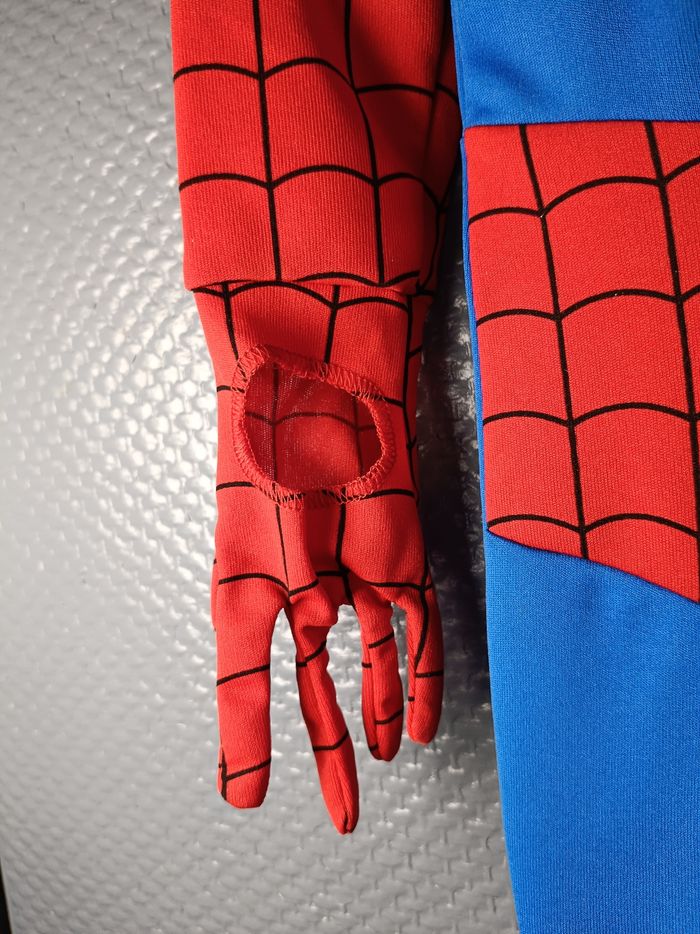 Costume spiderman  3/5 ans - photo numéro 3