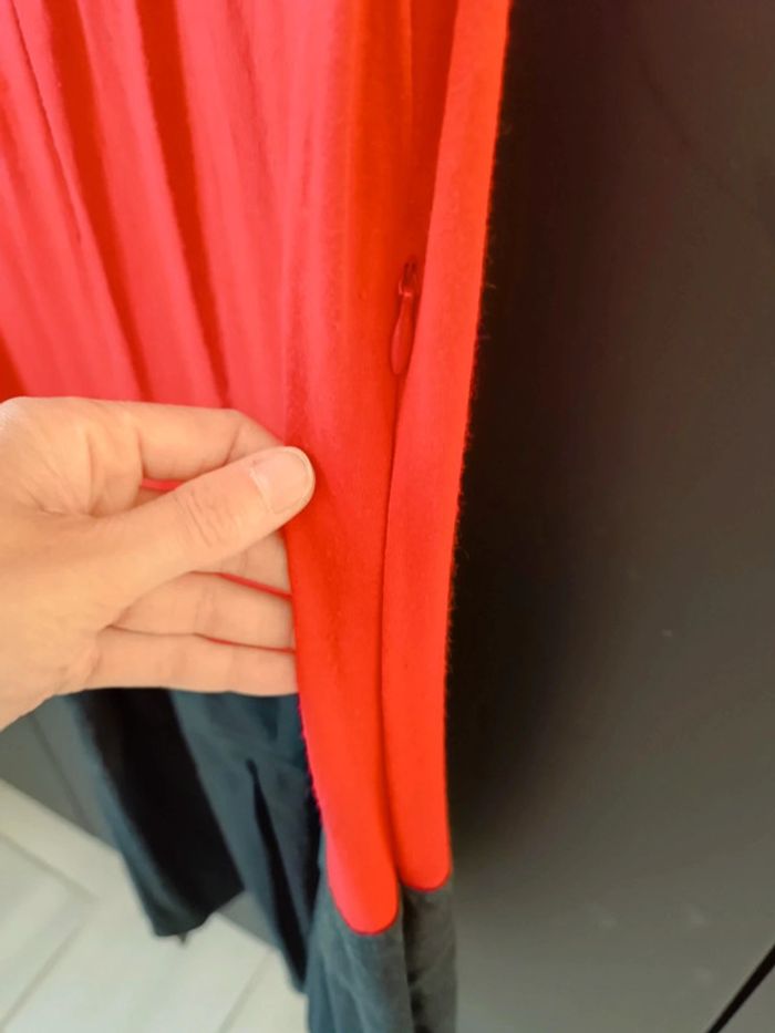 Robe rouge et noir - photo numéro 3