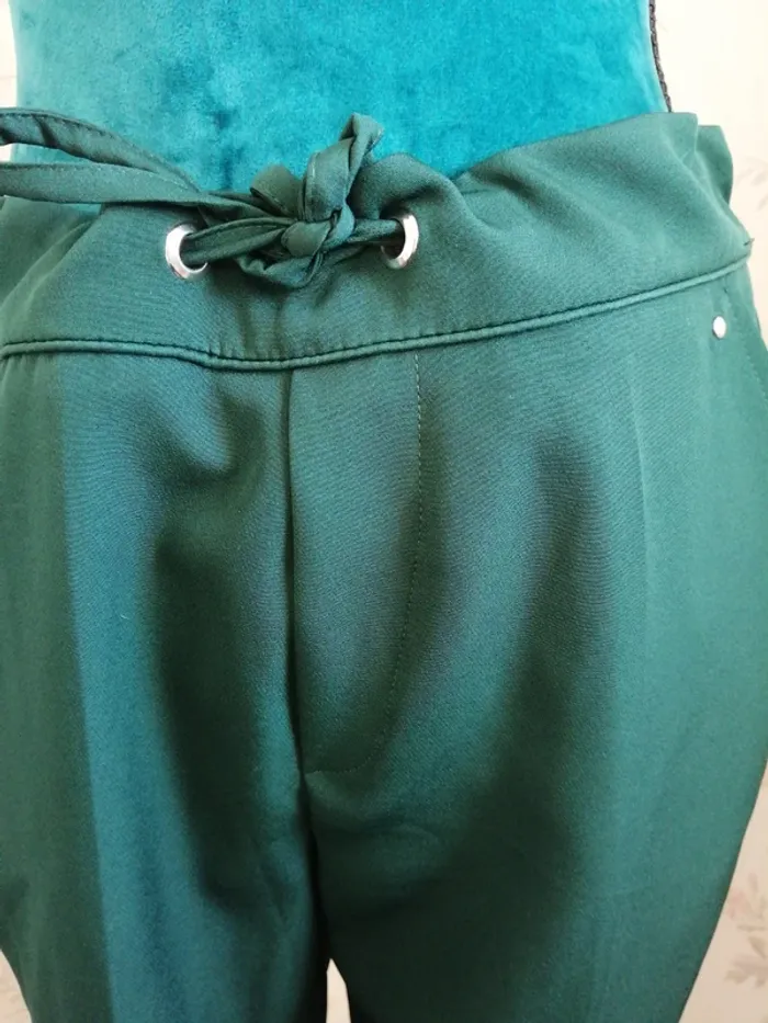 Pantalon droit habillé vert foncé avec poches lien a nouer et élastique derrière / gémo / (40) - photo numéro 8