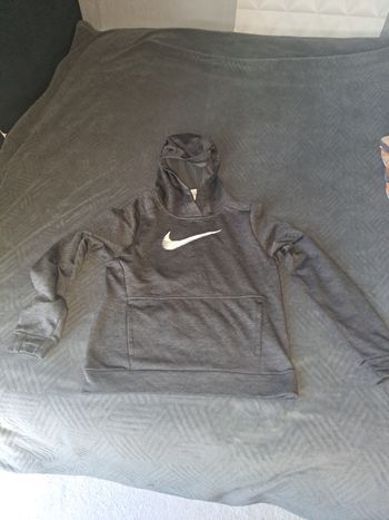 Pull nike