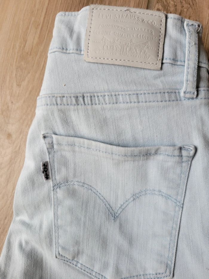 Levi's 720 High rise super skinny- 25 - photo numéro 4