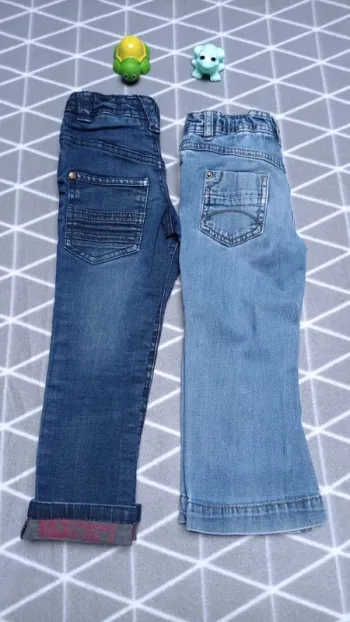 🦁 Lot 2 jeans, 2 ans