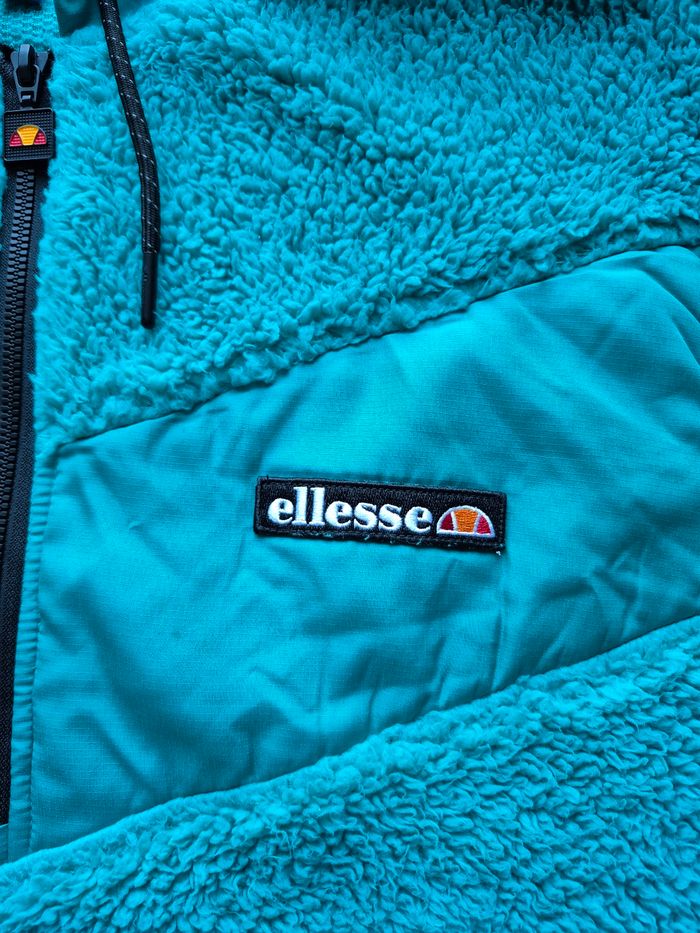 Veste polaire 3/4 zip - ellesse  - verte - taille S  - très bon état. - photo numéro 3