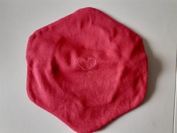 Bonnet rose, taille 41cm