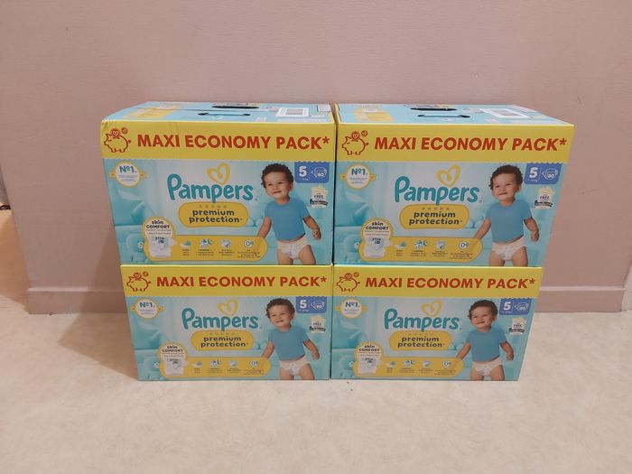 4 Maxi Économique pack de 80 couches pampers premium protection taille 5.  320 couches au total