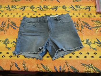 Short femme taille 42 esmara