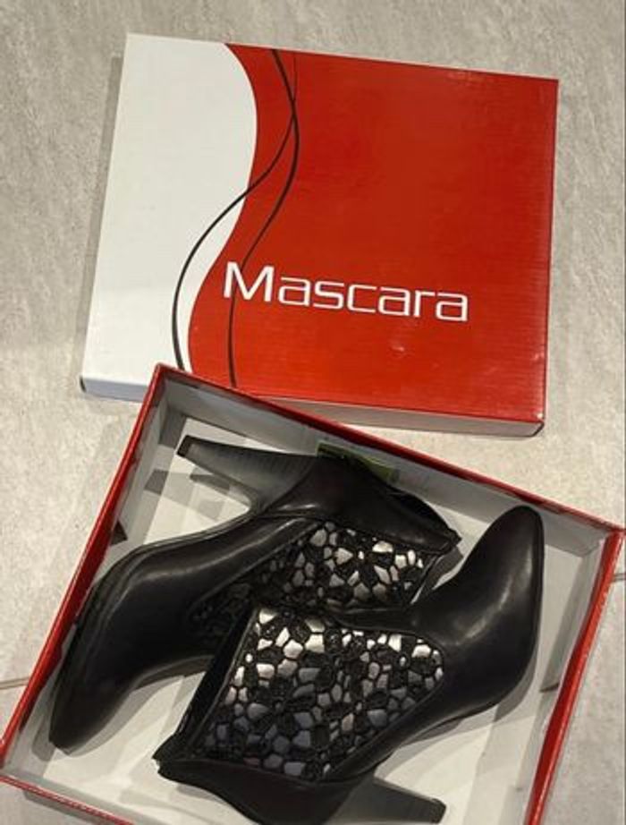 Bottines noires neuves - photo numéro 3