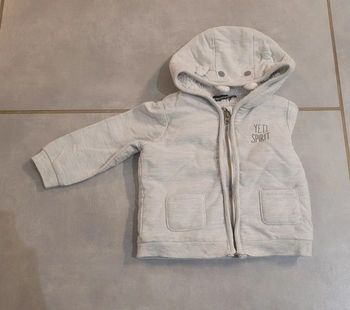 Gilet zippé à capuche 12 mois