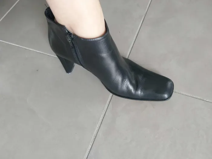 Bottine noire a talon interieur cuir T39 - photo numéro 10