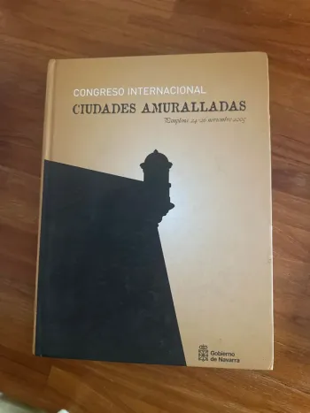 Livre ciudades amuralladas