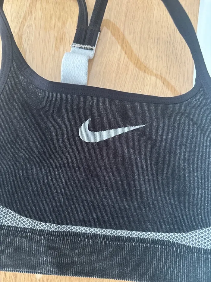 Brassière Nike - photo numéro 2