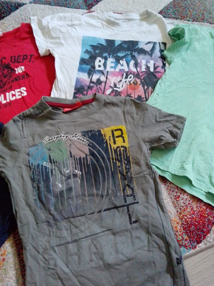 Lots tee-shirts garçon 8 ans - photo numéro 3