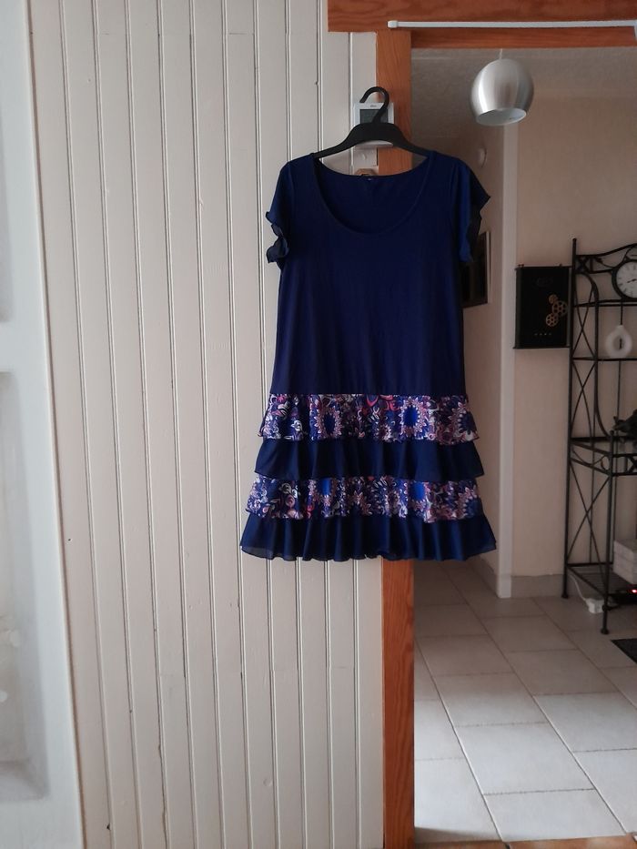 Robe bleu marine colorée 36 38