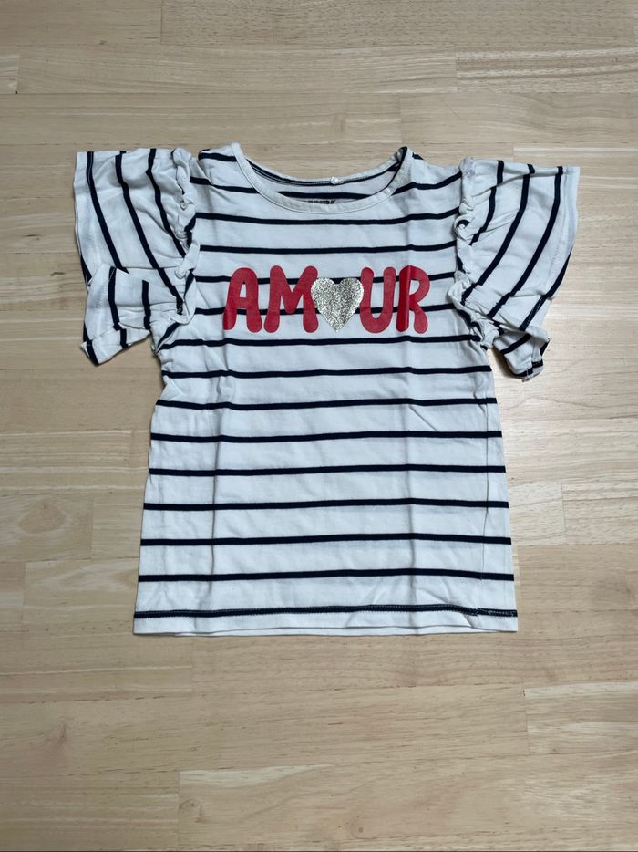 Tee-shirt taille 6 ans