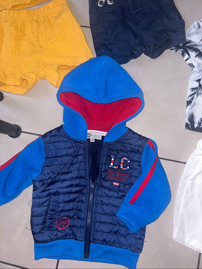 Lot vêtements bébé garçon 6/9 mois - photo numéro 2