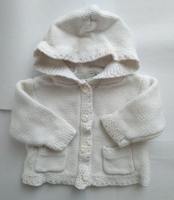 Gilet boutonné à capuche Bout'chou taille 12 mois
