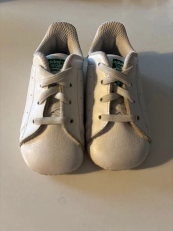 Baskets Adidas Stan Smith bébé 20