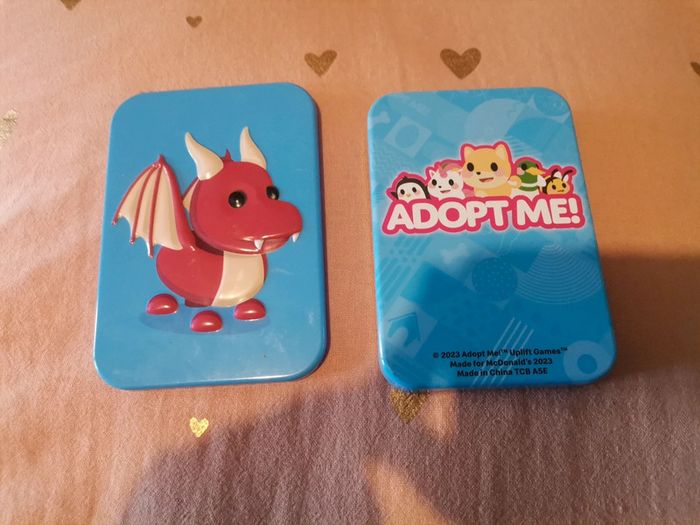 Boîte adopt me - photo numéro 3