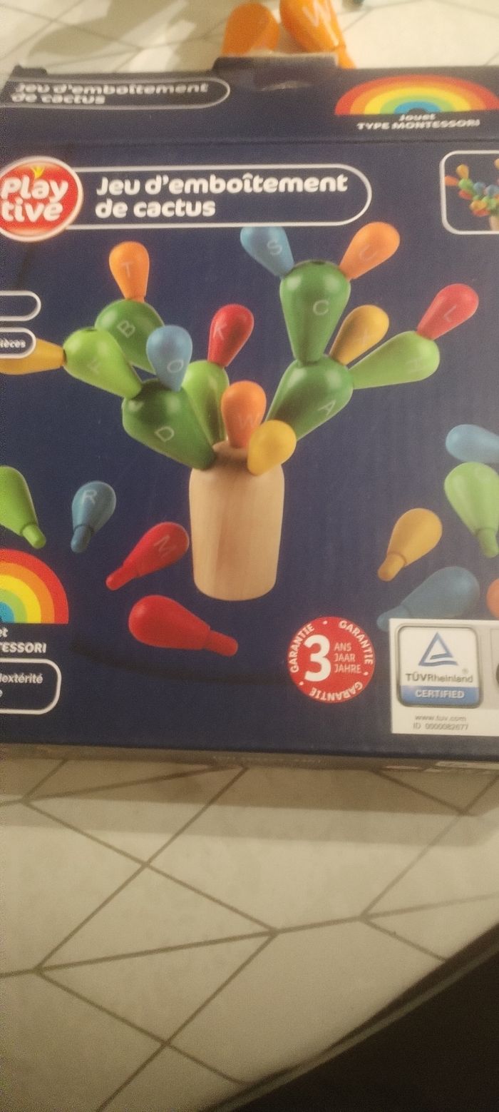 Jeux d'emboitement de cactus