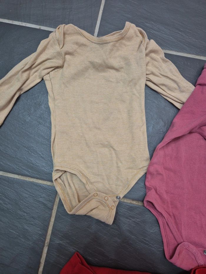 Lot de 3 bodys - photo numéro 4