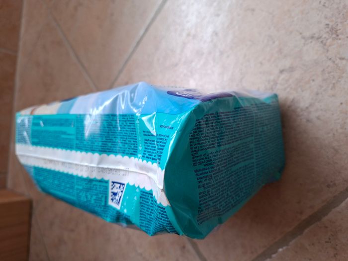 Pampers Splashersb Taille 3-4 et 4-5 - photo numéro 5