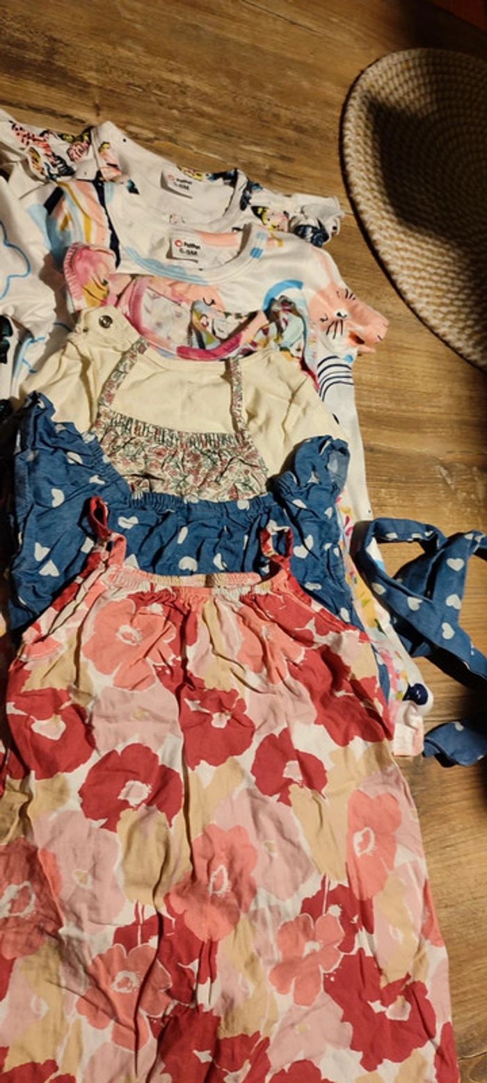 Lot vêtements 6 mois fille - photo numéro 9
