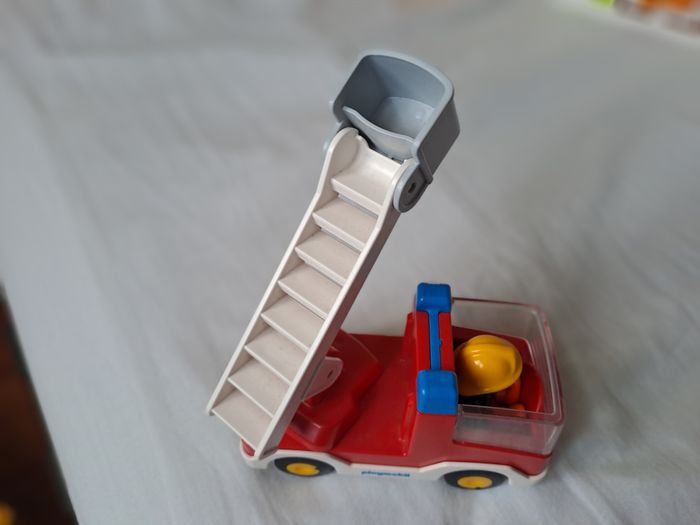 Camion de Pompier Playmobil 123 - photo numéro 2