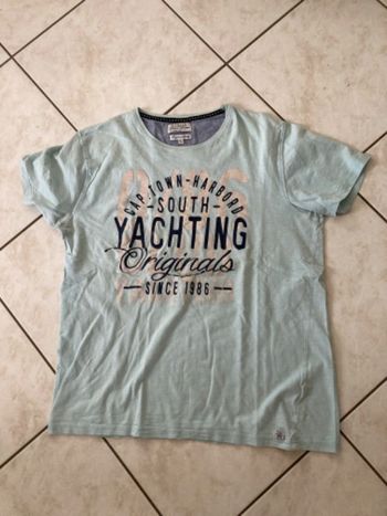 TEE shirt vert d’eau