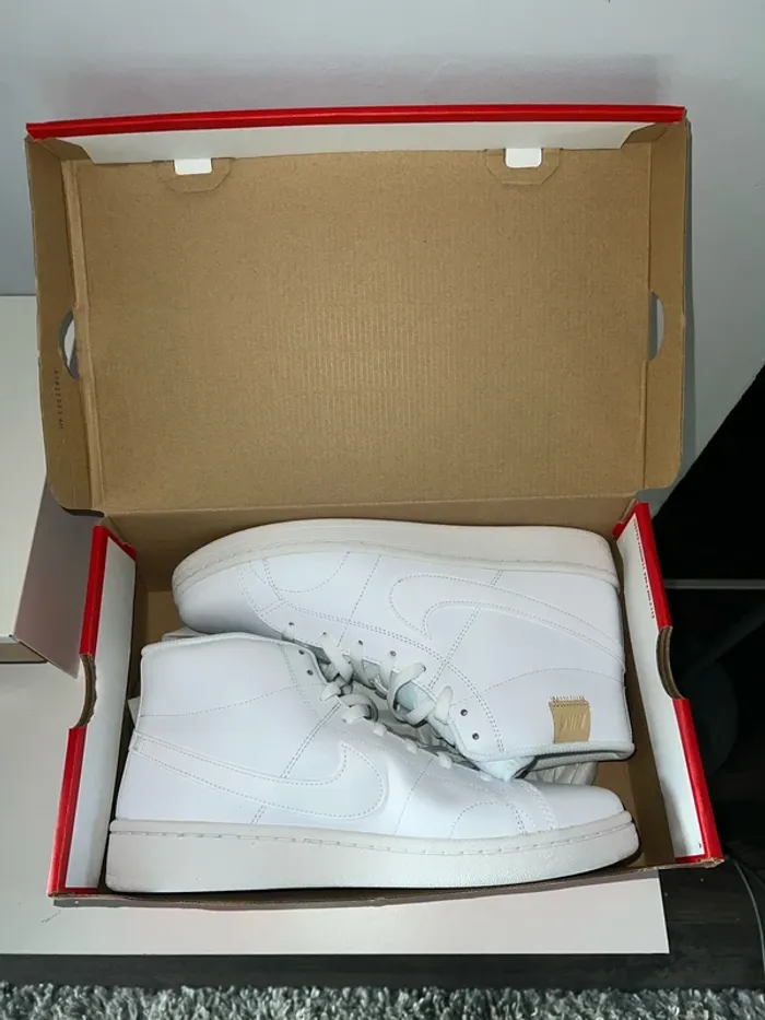 Basket Nike Taille 44.5 unisex - photo numéro 12