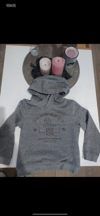 Sweat a capuche garçon 6 ans