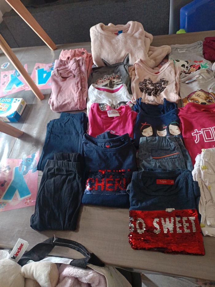 33 pièces 5 ans lots fille - photo numéro 2