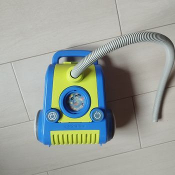 Jouet aspirateur