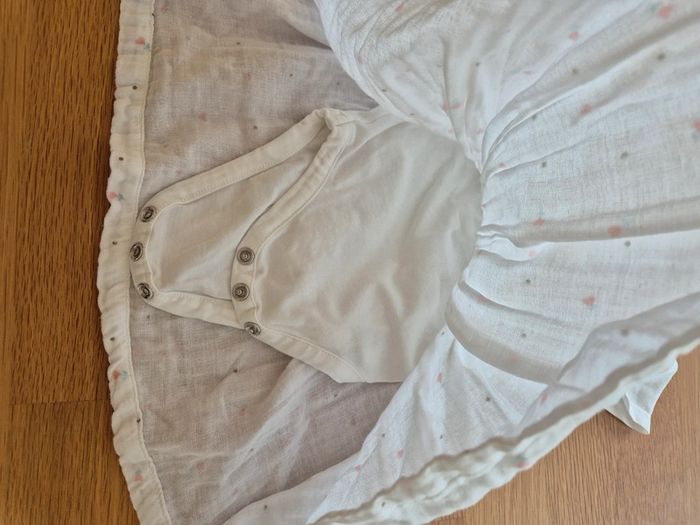 Robe 3 mois - photo numéro 2