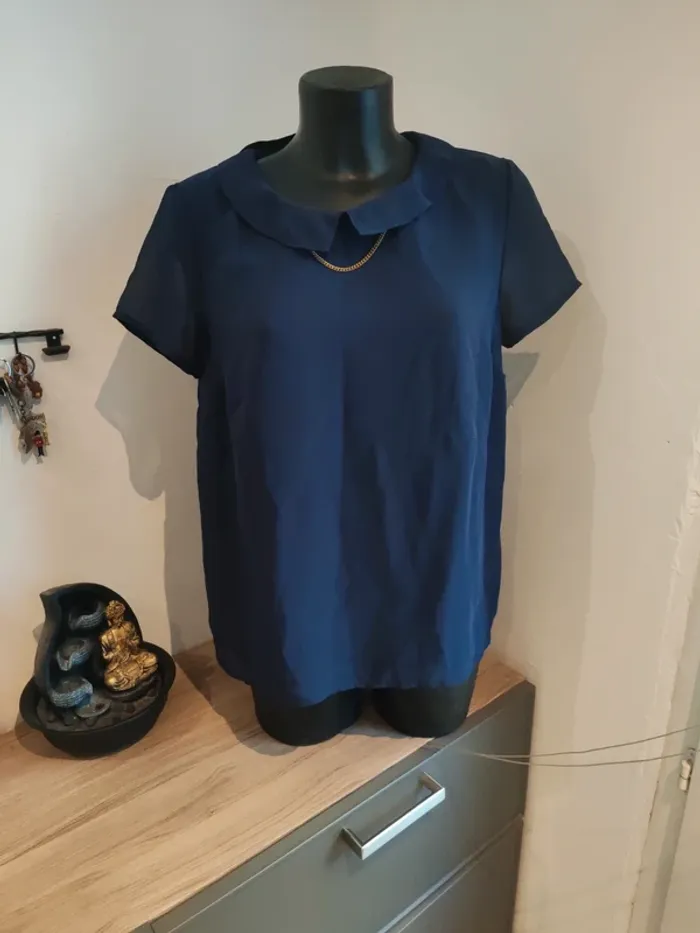 Blouse bleu marine taille 40
