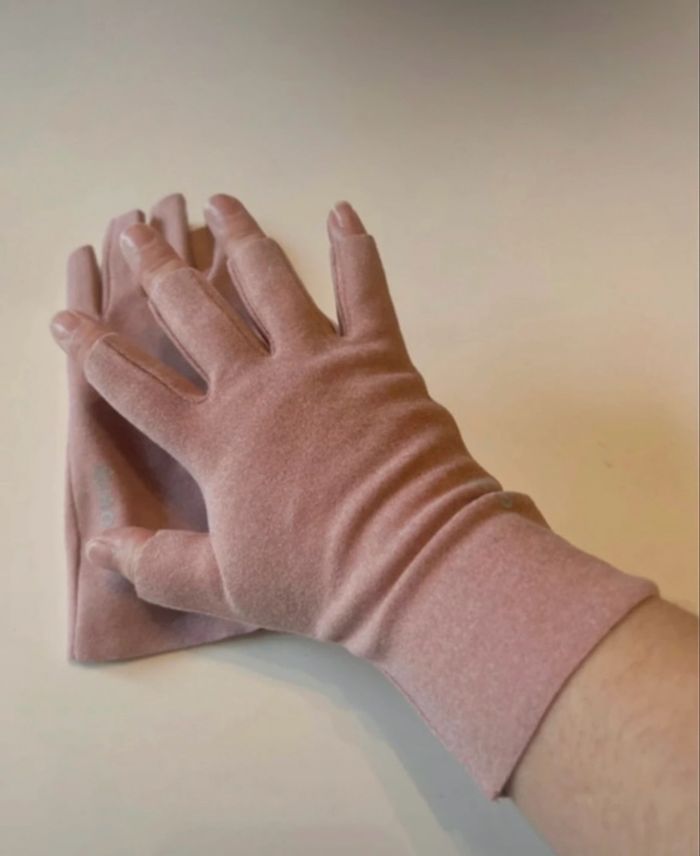 Mitaines chaudes NEUVES pour femme couleur rose - photo numéro 4