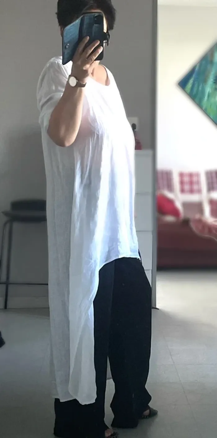 Le haut blanc - photo numéro 3