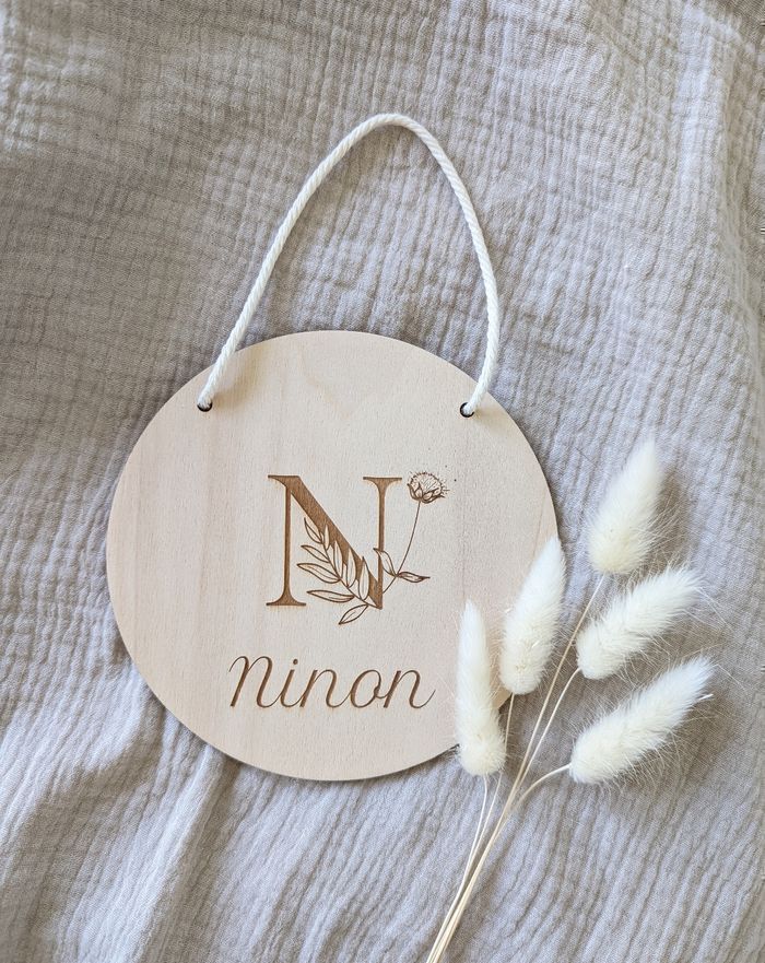 Médaillon prénom à personnaliser - photo numéro 2