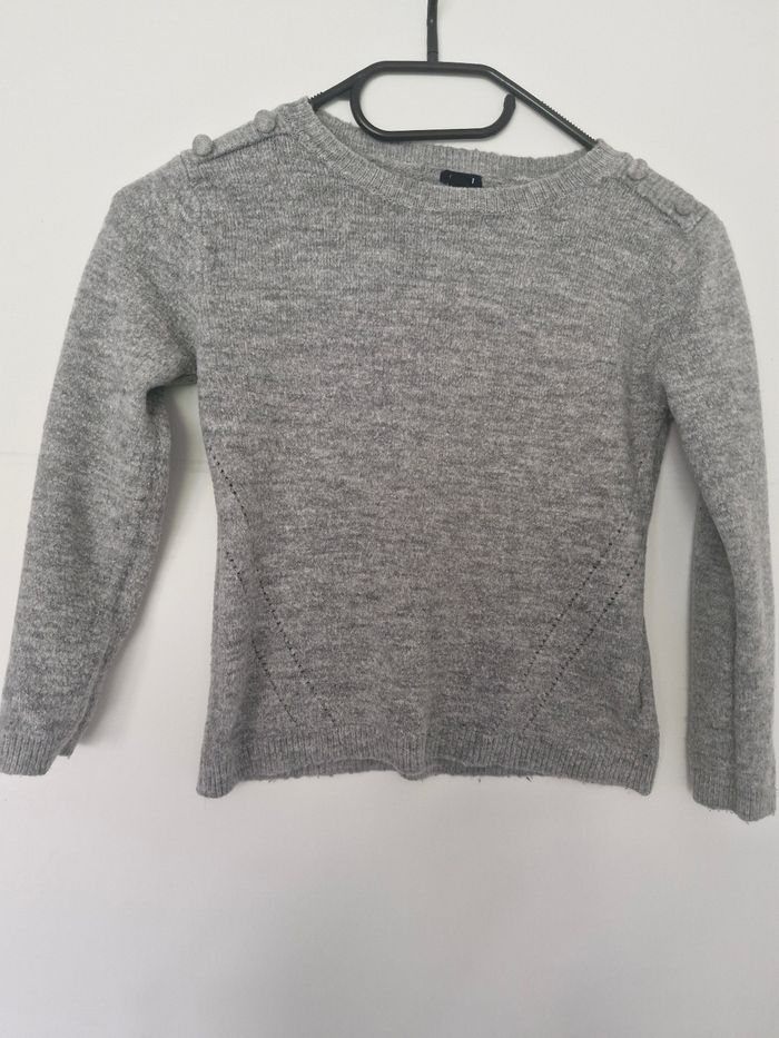 Pull gris