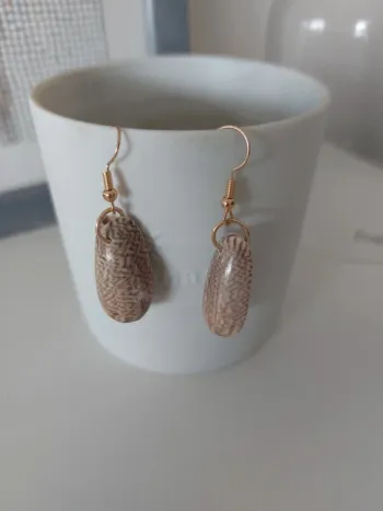 Boucles d'oreilles coquillage beiges