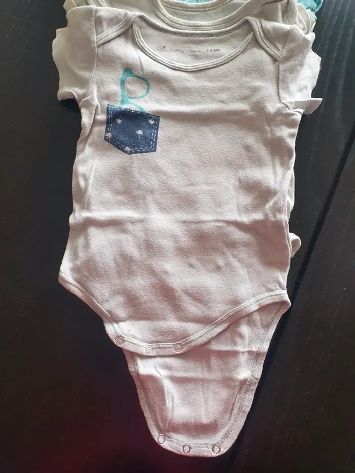 Bodie taille 18 mois