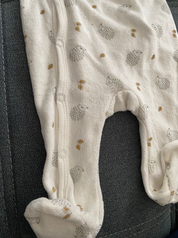 Pyjama 3 mois - photo numéro 4