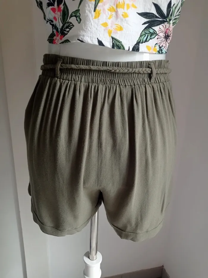 Magnifique short kaki avec noeud tresse T.S Pimkie - photo numéro 3
