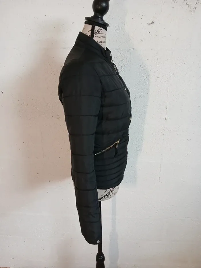 🖤 Blouson mi-saison imperméable Bershka – Taille S – Très bon état - photo numéro 5