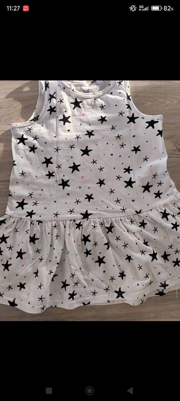 Robe taille 9 mois - photo numéro 2