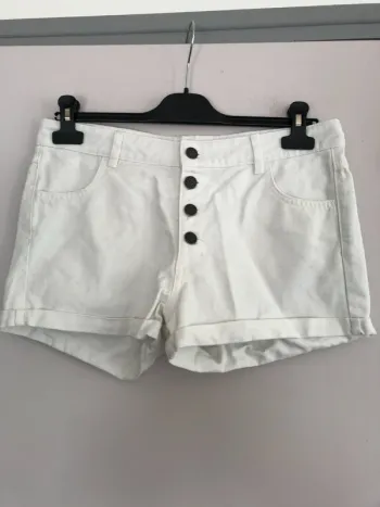 Short en jean T.38 Jennyfer